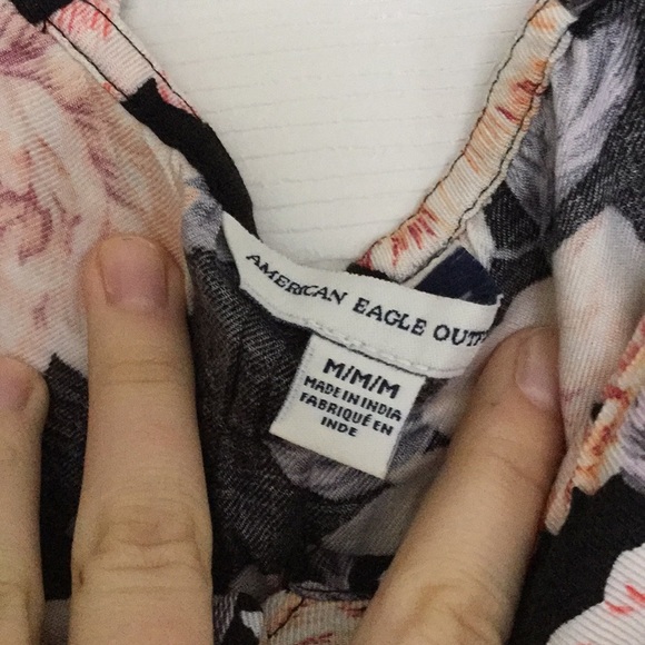 American Eagle Button Down Tank - Picture 3 of 4